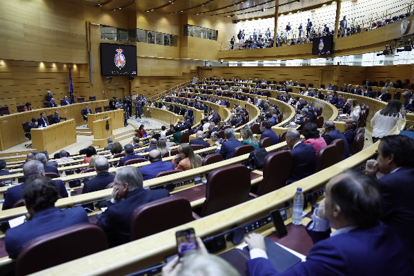 O Senado aproba a Lei de vivenda