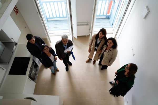 A Xunta entrega dúas novas vivendas de alugueiro social rehabilitadas no centro histórico de Betanzos ao abeiro do Programa Rexurbe