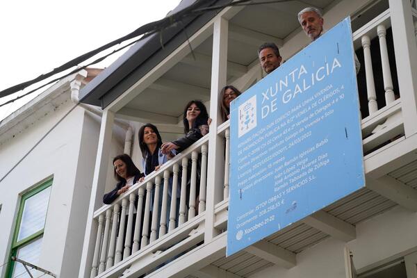 A Xunta entrega en alugueiro a menores de 36 anos dúas vivendas públicas acadadas coa rehabilitación de inmobles no centro histórico de Betanzos