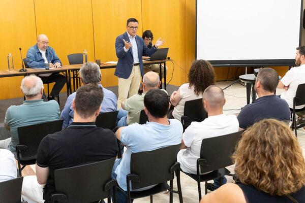A Xunta destaca a aposta das novas axudas para rehabilitar vivendas destinadas a traballadores por cubrir vacantes en sectores como o agroalimentario