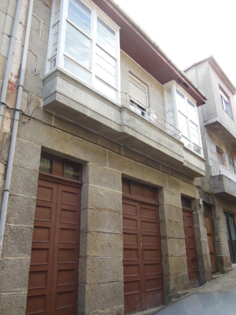  A Xunta licita por máis de 235.000 euros a redacción dos proxectos para rehabilitar 13 vivendas adquiridas na Coruña, Ribadeo e Tui