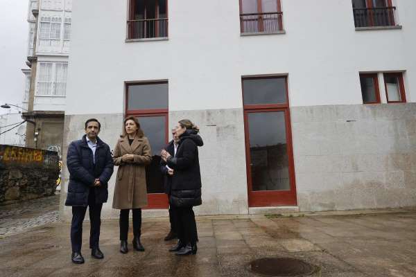 Os interesados en adquirir algunha das 369 prazas de garaxe e 142 locais comerciais que vai poxar a Xunta poderán presentar ofertas a partir do mércores