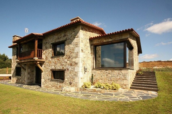 A implantación de vivendas de uso turístico na capital galega necesita unha serie de requisitos