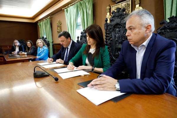 As Pontes, primeiro concello en adherirse ao programa da Xunta para mobilizar solos de titularidade municipal para a construción de vivenda protexida