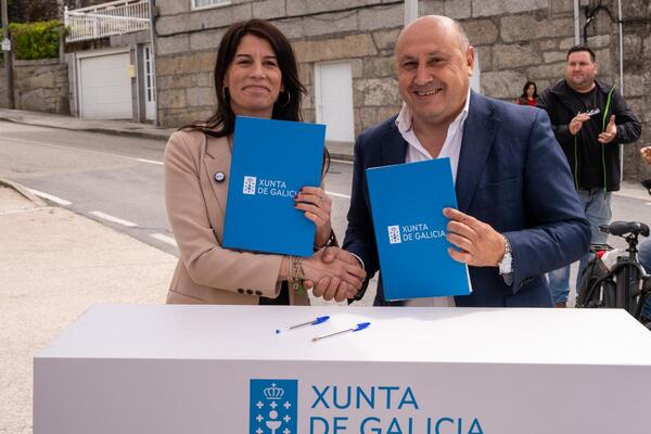 A Xunta sela co Concello de Arbo a colaboración para humanizar a rúa Vázquez Estévez ao abeiro do Plan Hurbe, que suporá un investimento total que roldará os 455.000 euros