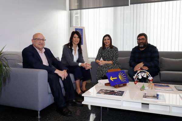 A conselleira de Vivenda e Planificación de Infraestruturas mantén un encontro de traballo coa alcaldesa de Moaña