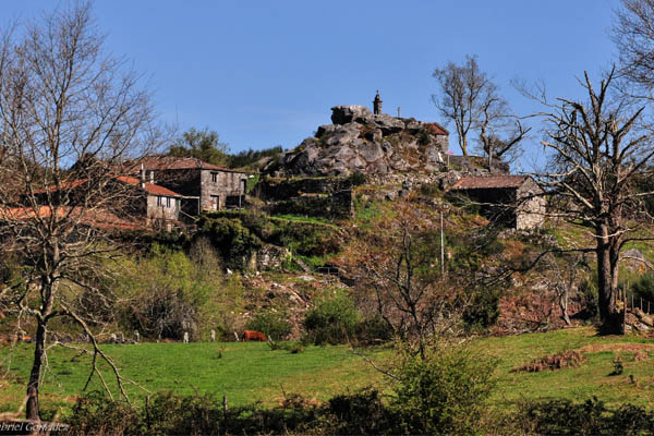 Medio Ambiente inicia o procedemento para a adxudicación de dúas vivendas de promoción pública en Cerdedo