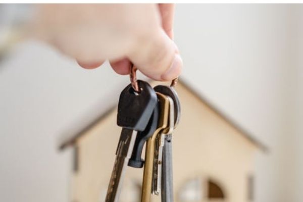 A Consellería de Medio Ambiente estima que son un 1,4% dos xóvenes galego beneficiaranse do bono xoven do alugueiro