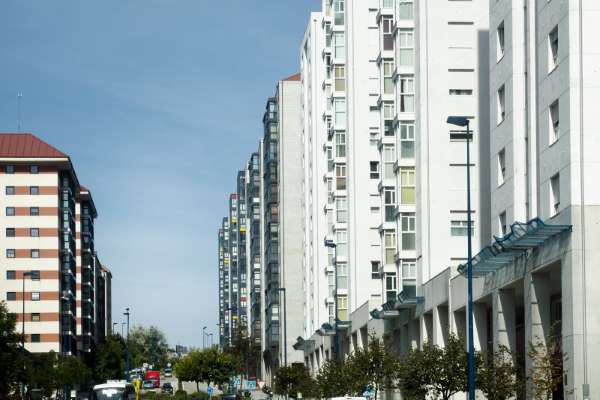 La Xunta invierte más de 752.000 euros en mantenimiento del inmueble de viviendas de promoción pública de la calle Ribeira Sacra 15 a 21, en A Coruña