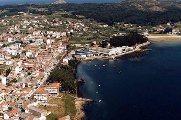 A Xunta propón unha modificación da Lei de costas para devolver o valor patrimonial aos inmobles situados na costa galega