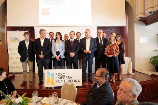 A conselleira Martínez Allegue destaca que “Valdecorvos é a construción que queremos para a vivenda protexida en Galicia: moderna, sostible e accesible"