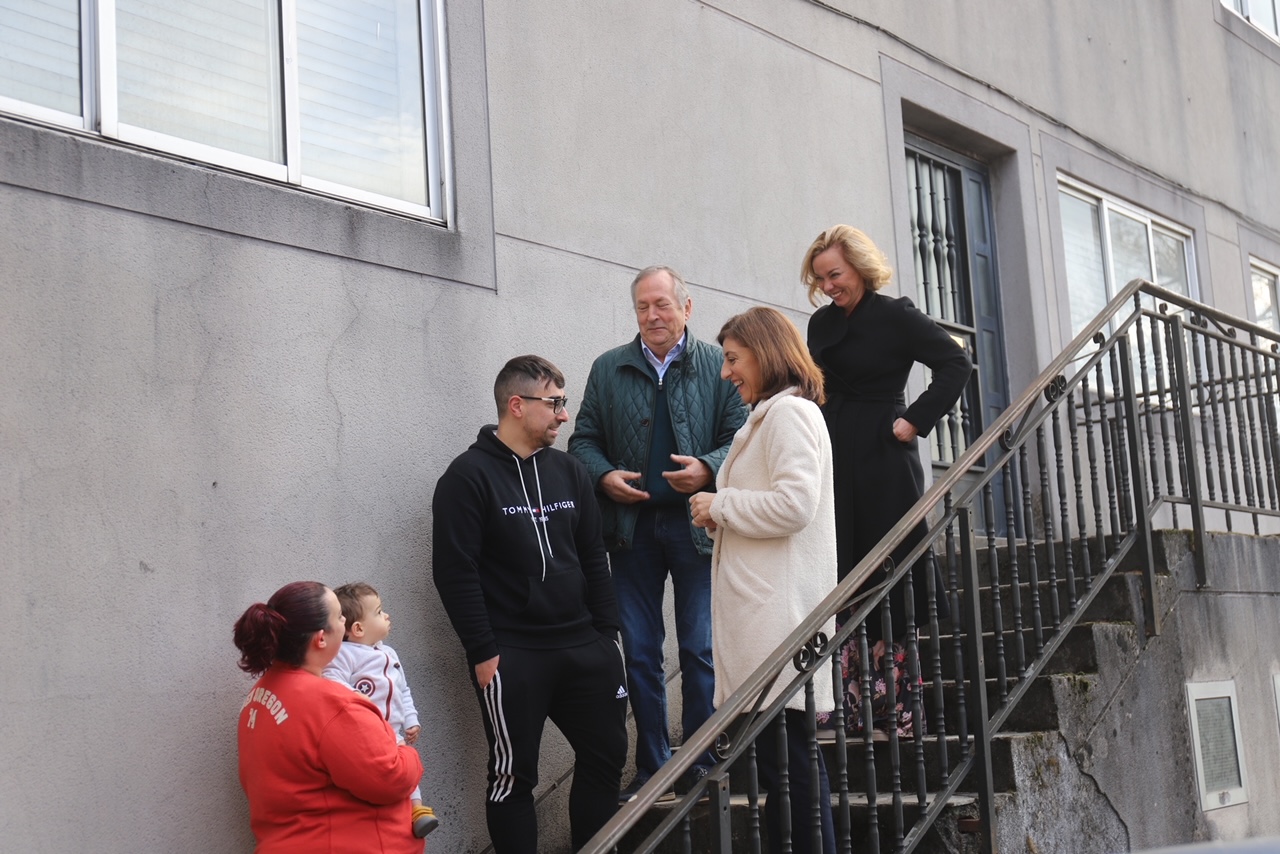 O Executivo galego axudou xa a 600 mozos galegos a comprar a súa vivenda en concellos de menos de 10.000 habitantes