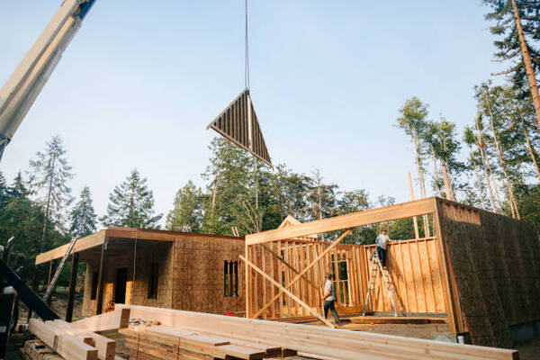 A construción de vivendas en EEUU no mes de maio marca mínimos desde 2020, segundo o Departamento de Vivenda e Desenvolvemento Urbano de Estados Unidos