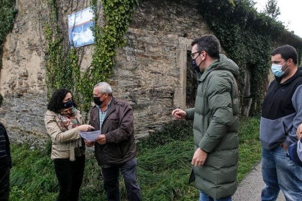 A Xunta formaliza a cesión da antiga caseta de Legoeiros, en Ribadeo, para uso da Sociedade de Caza de Remourelle