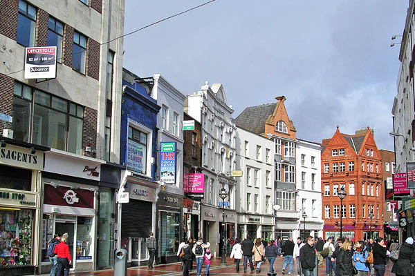 Unha multitude de irlandeses reclaman unha mellora no acceso a vivenda