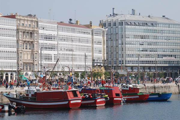 A Xunta espera aplicar o canon para inmobles abandoados a 160 edificios