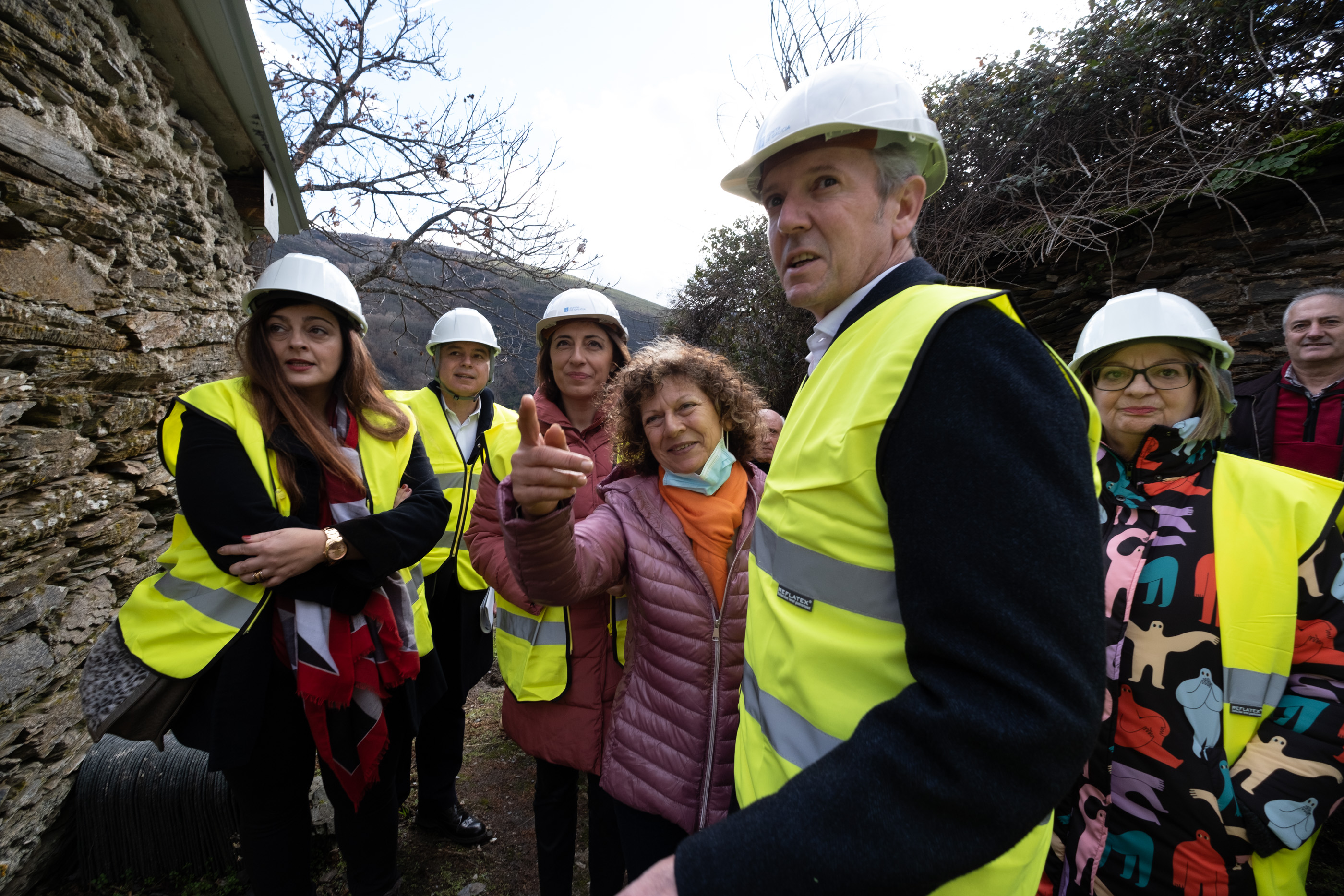 O oitenta por cento dos propietarios de vivendas afectadas polos incendios de xullo xa recibiron as axudas para a reconstrución