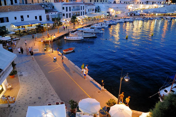 Baleares é a comunidade que ten a vivenda de segunda man máis cara de España