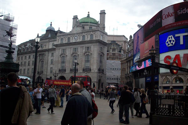  As vivendas de luxo londinenses ralentizan a caída dos prezos nos comezos do 2019