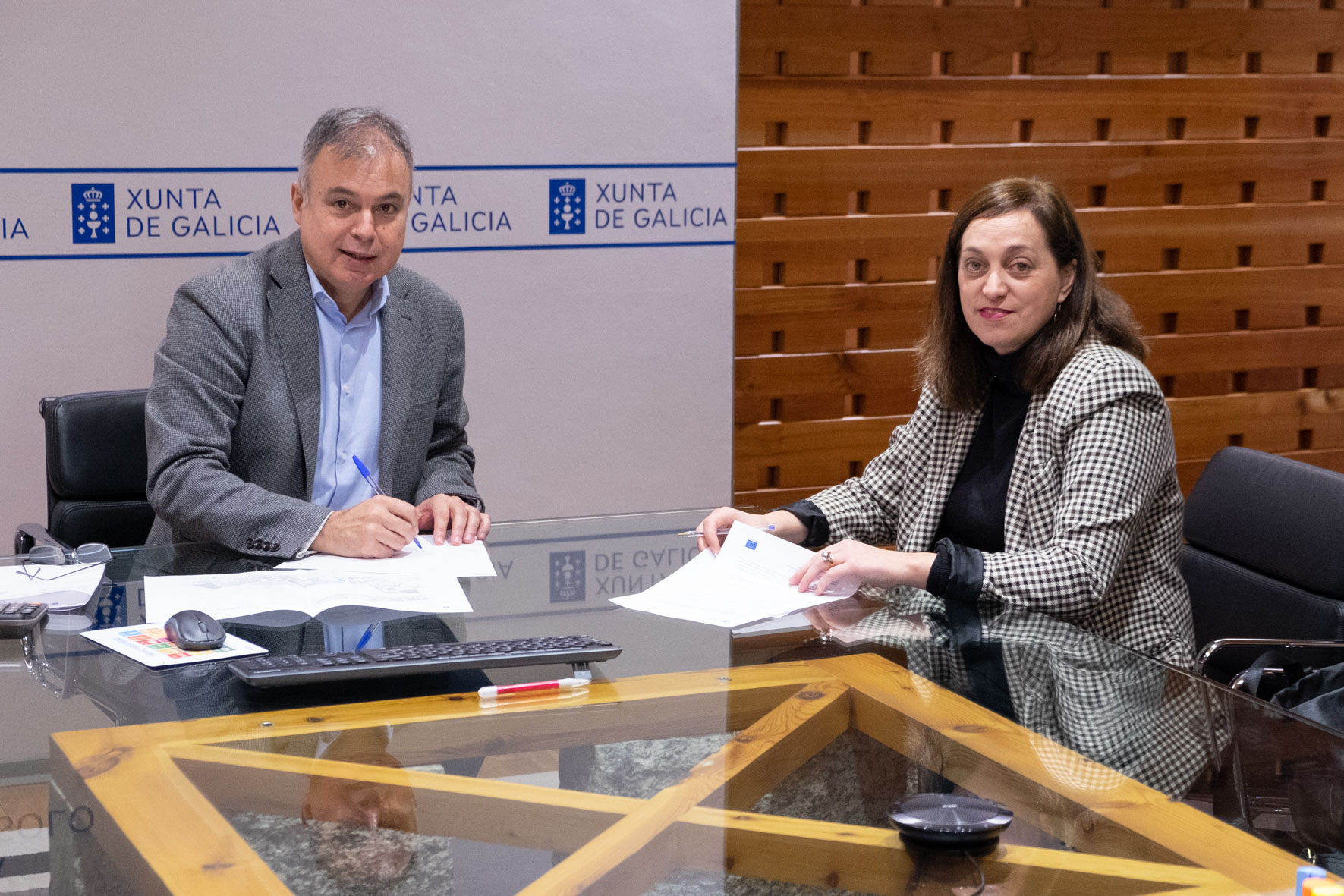 A Xunta avanza na construción de 79 vivendas de promoción pública en San paio de Navia ao adxudicar os primeiros contratos para redactar os proxectos