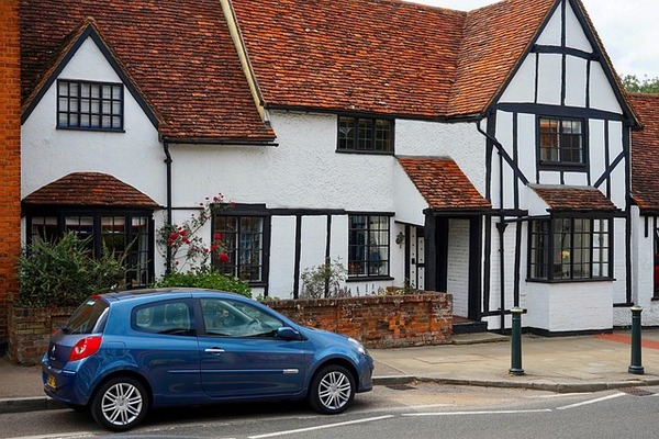 O Goberno británico aborda a crise inmobiliaria cun paquete de medidas para reformar o proceso de compravenda de vivendas