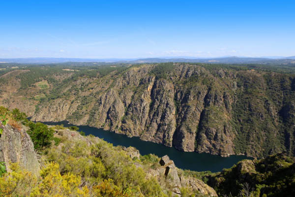 A Xunta recibe 67 solicitudes de axudas para rehabilitar ou construír vivendas na ARI da Ribeira Sacra