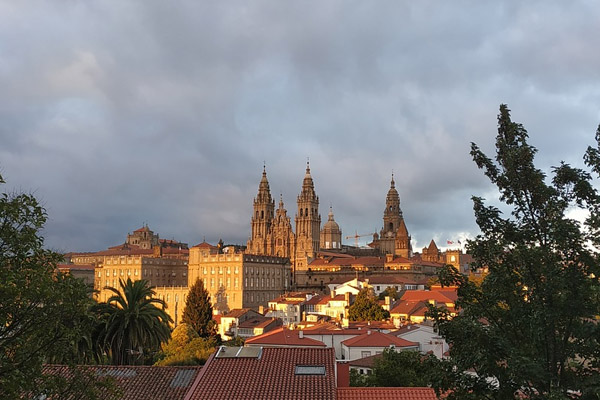 Santiago de Compostela rexistrou un aumento do 26,3 % en licenzas de obra concedidas no ano 2024