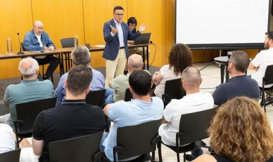 A Xunta destaca a aposta das novas axudas para rehabilitar vivendas destinadas a traballadores por cubrir vacantes en sectores como o agroalimentario