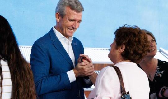 La Xunta entrega en Pontevedra las primeras 74 llaves de las 4.000 nuevas viviendas públicas comprometidas esta legislatura