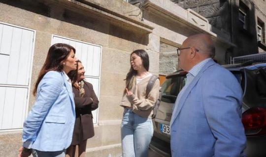 A Xunta entrega unha nova vivenda protexida rehabilitada polo Consorcio Casco Vello de Vigo