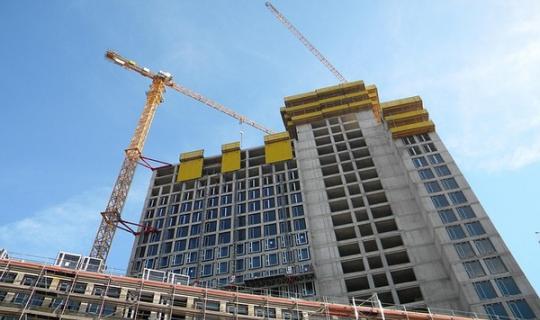 A Confederación Nacional da Construción avisa de que o encarecemento dos materiais pode elevar os custos das obras