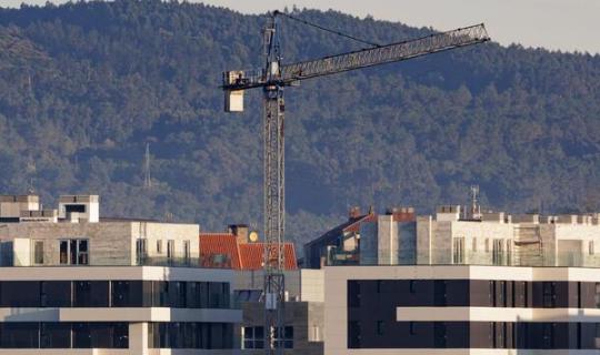 Os visados de vivenda nova en Santiago superan as 180 unidades no primeiro semestre, segundo o COATAC
