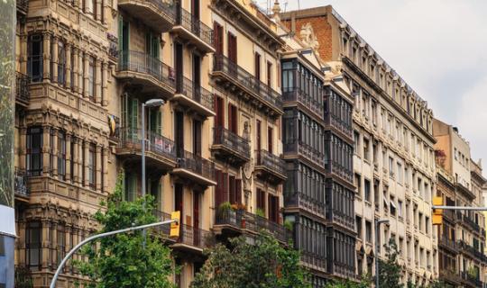 A área metropolitana de Barcelona concentra a maior demanda de alugueiro no segundo trimestre, segundo idealista