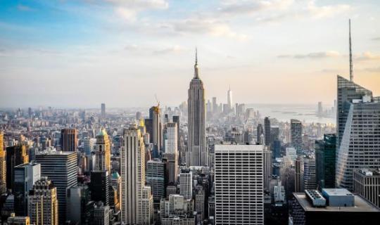 A vivenda en alugueiro nos Estados Unidos encarécese un 2,6 % interanual e confirma a desaceleración dos prezos, segundo o BLS