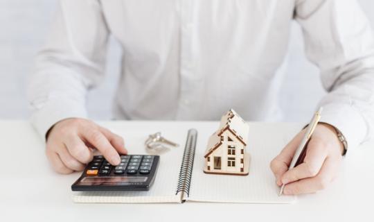 O prezo da vivenda usada aumenta un 13,1% en España en xullo, segundo datos de Idealista