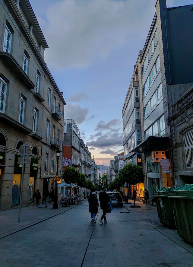 Aprobadas as axudas de 6,4 millóns de euros para a mellora da eficiencia enerxética das vivendas en ARIs en Vigo