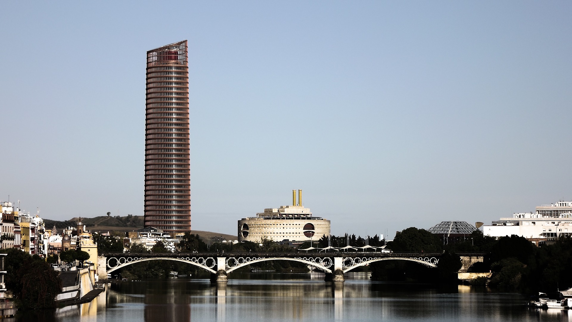 A nova Lei de Vivenda de Andalucía terá como puntos clave a vivenda asequible, acceso dos xóvenes e rehabilitación