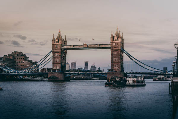 Os prezos da vivenda en Inglaterra suben a pesares do programa "Help to Buy"