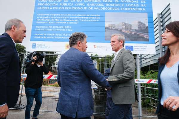 Rueda destaca las 74 viviendas protegidas que se están construyendo en Valdecorvos dentro del compromiso de la Xunta por aumentar el parque residencial público