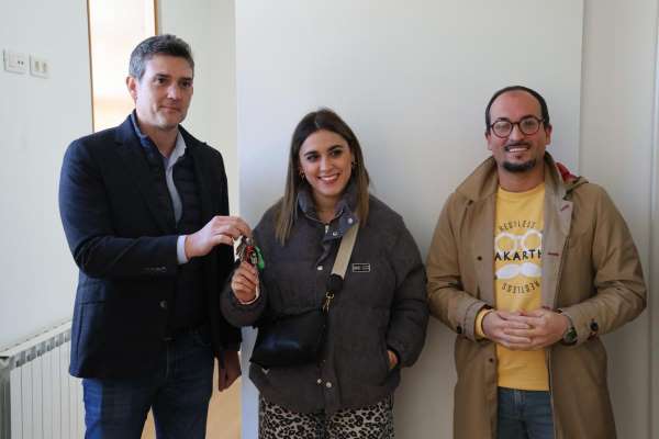 A Xunta entrega unha vivenda de promoción pública no municipio de Chantada