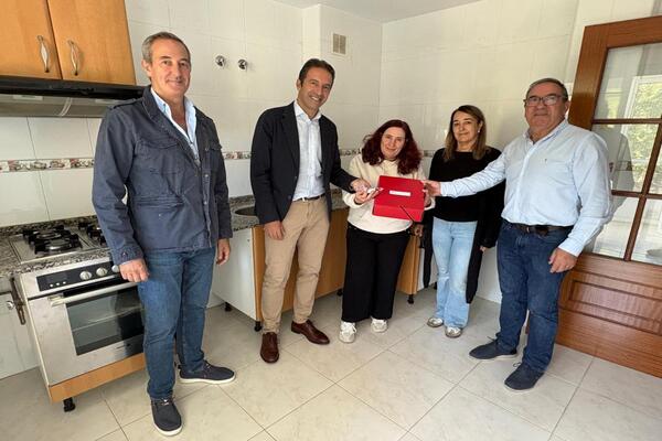 A Xunta entrega unha vivenda de promoción pública en Bóveda en réxime de alugueiro