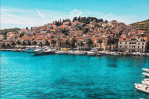 La oferta de vivienda turística se estanca en la provincia de Lugo