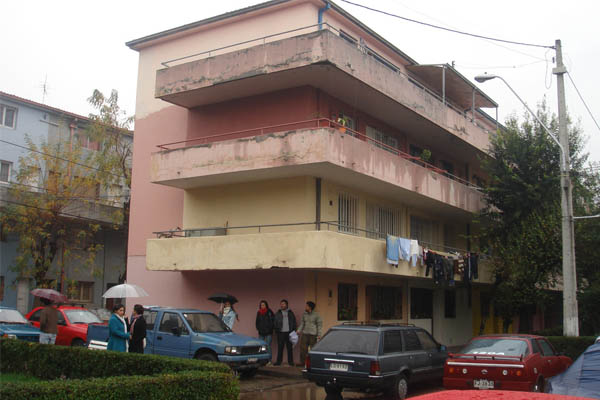 O Goberno de Barcelona superou o primeiro trámite para obrigar aos promotores de obra nova residencial a construír un 30% de pisos sociais