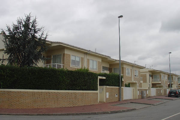 A compravenda de vivendas nas comarcas do Deza e Tabeirós-Montes increméntase con 76 acordos no terceiro trimestre do ano